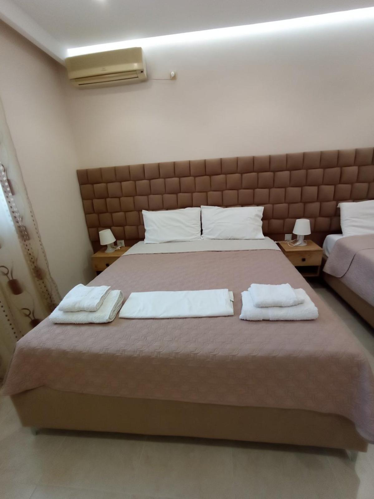 Achilles Apartments Sarande Exterior photo