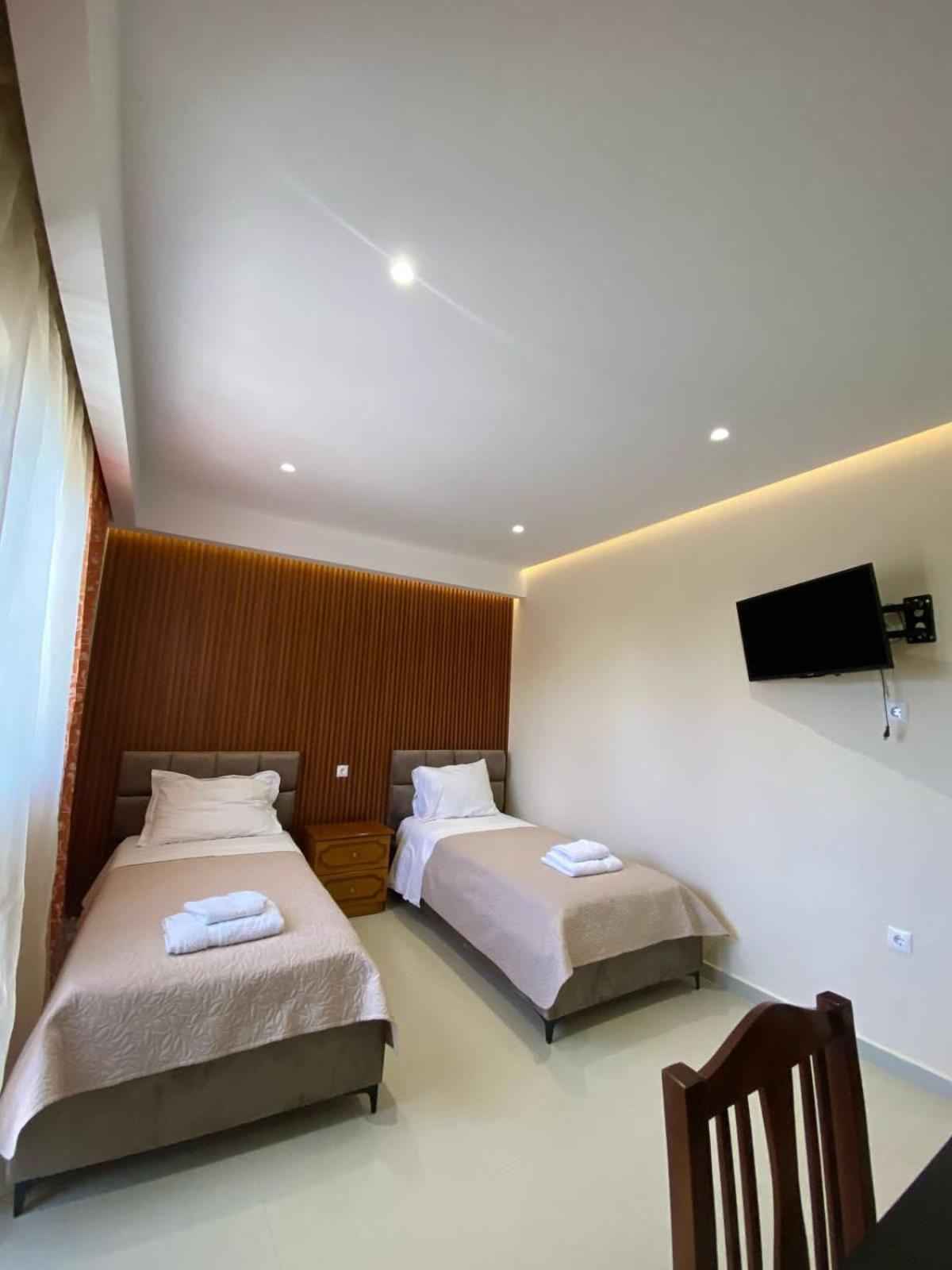Achilles Apartments Sarande Room photo