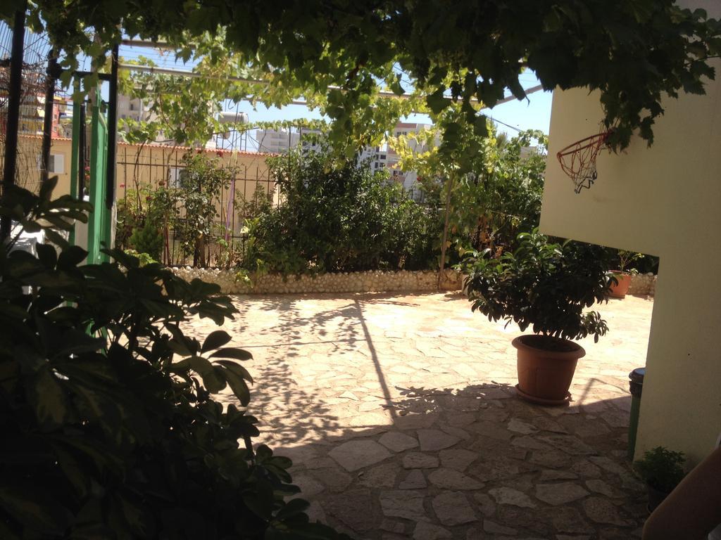 Achilles Apartments Sarande Exterior photo