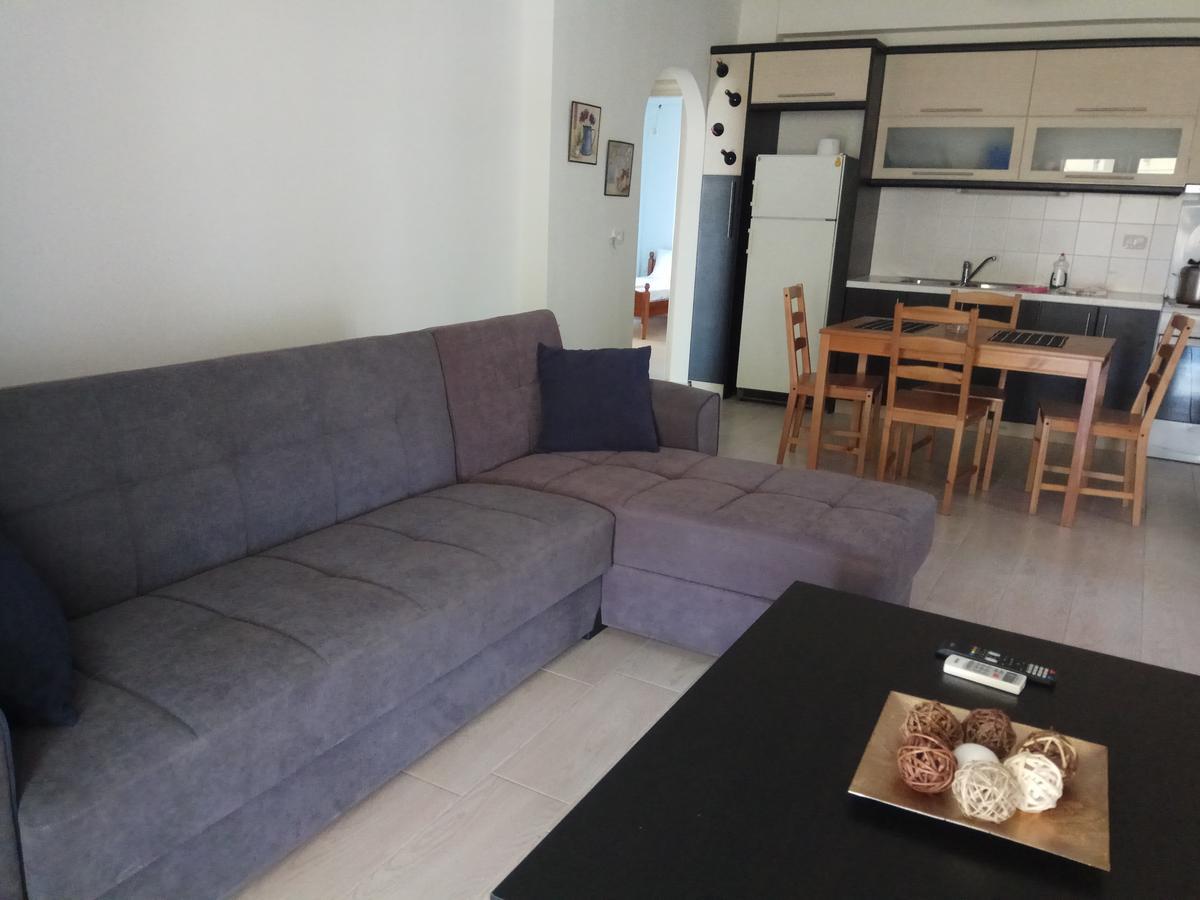 Achilles Apartments Sarande Exterior photo